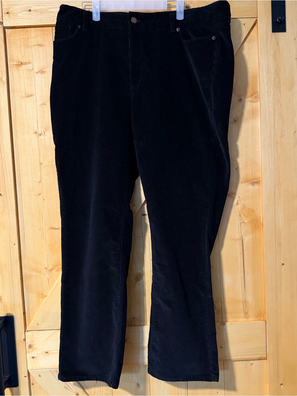 L.L. Bean Black Corduroy Pants Favorite Fit Straight Leg Stretch Size 18 Reg